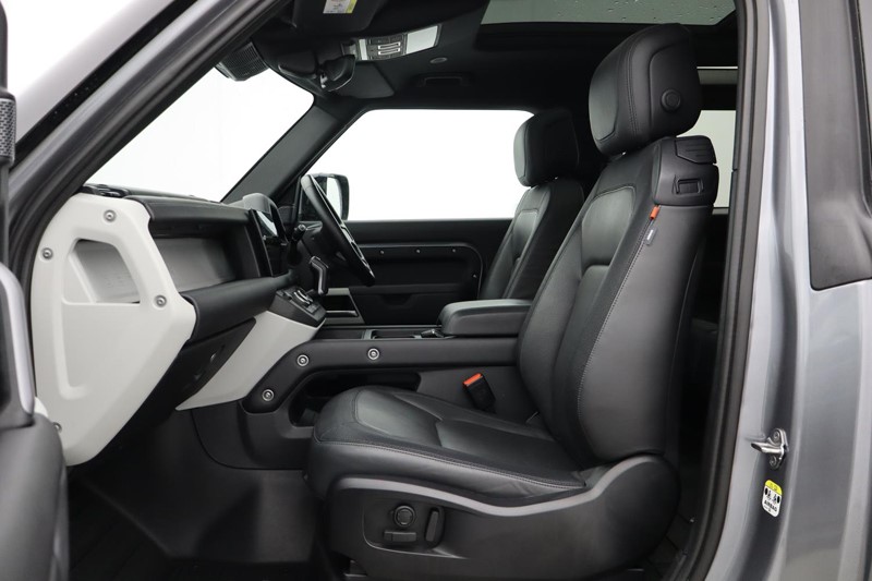 2024 (73) LAND ROVER DEFENDER 3.0 D250 X-Dynamic HSE 90 3dr Auto
