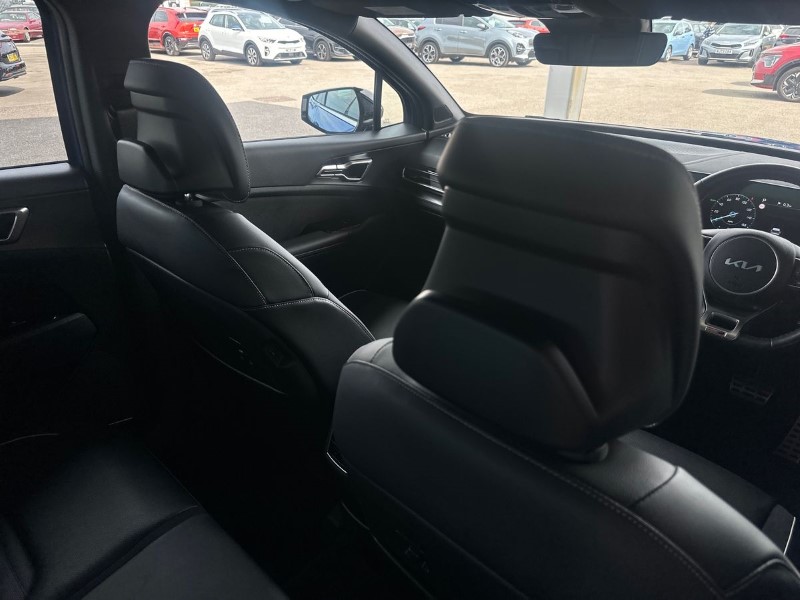 2023 (73) KIA SPORTAGE 1.6T GDi HEV GT-Line S 5dr Auto AWD 3383614