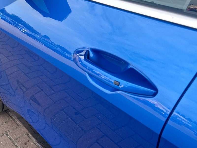 2023 (73) KIA SPORTAGE 1.6T GDi HEV GT-Line S 5dr Auto AWD 3383597