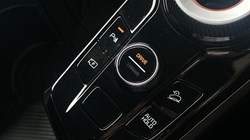 2023 (73) KIA SPORTAGE 1.6T GDi HEV GT-Line S 5dr Auto AWD 3383575