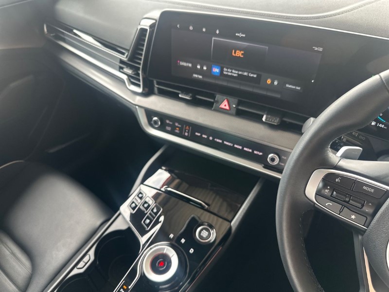 2023 (73) KIA SPORTAGE 1.6T GDi HEV GT-Line S 5dr Auto AWD 3383570