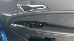 2023 (73) KIA SPORTAGE 1.6T GDi HEV GT-Line S 5dr Auto AWD 3383559
