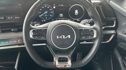 2023 (73) KIA SPORTAGE 1.6T GDi HEV GT-Line S 5dr Auto AWD 3383565