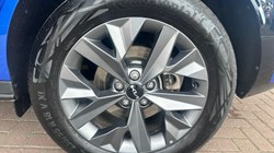 2023 (73) KIA SPORTAGE 1.6T GDi HEV GT-Line S 5dr Auto AWD 3383556