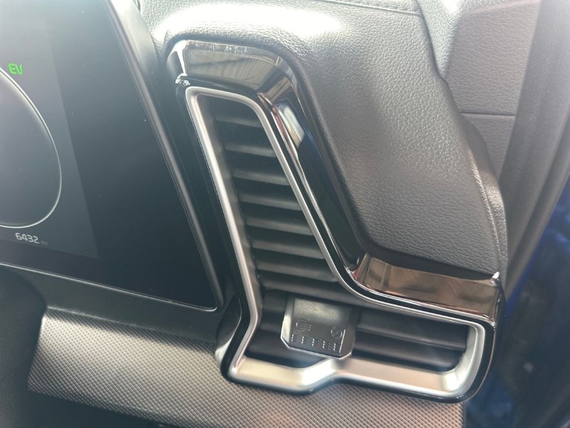 2023 (73) KIA SPORTAGE 1.6T GDi HEV GT-Line S 5dr Auto AWD 3383577