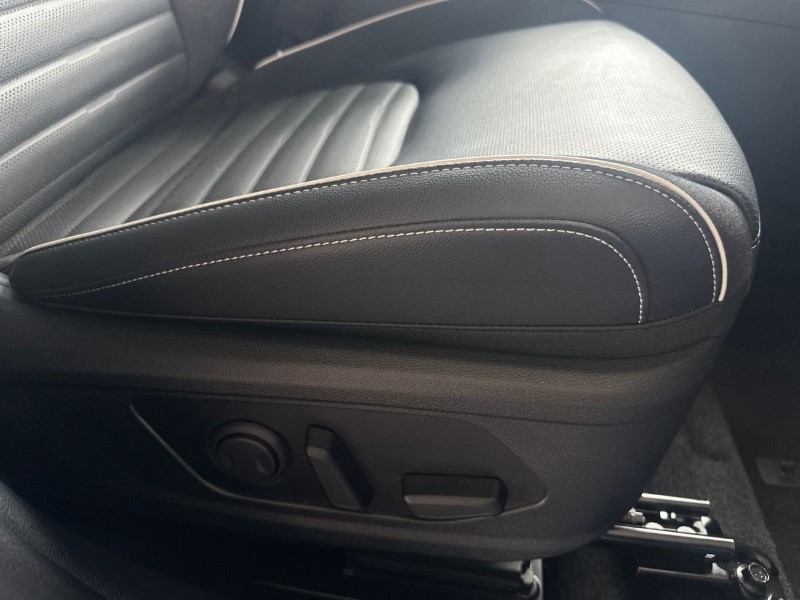 2023 (73) KIA SPORTAGE 1.6T GDi HEV GT-Line S 5dr Auto AWD 3383562