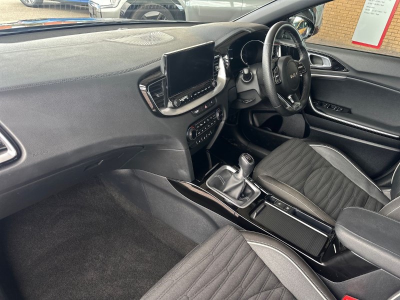 2024 (24) KIA XCEED 1.5T GDi ISG GT-Line 5dr 3474385