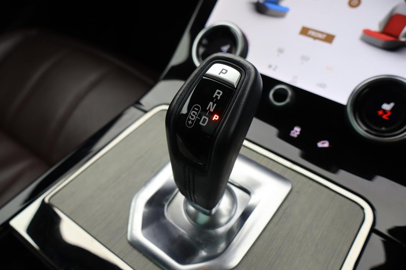 2022 (22) LAND ROVER RANGE ROVER EVOQUE 1.5 P300e Autobiography 5dr Auto 5035125