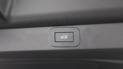 2024 (24) LAND ROVER RANGE ROVER 3.0 D300 HSE 4dr Auto 5049141