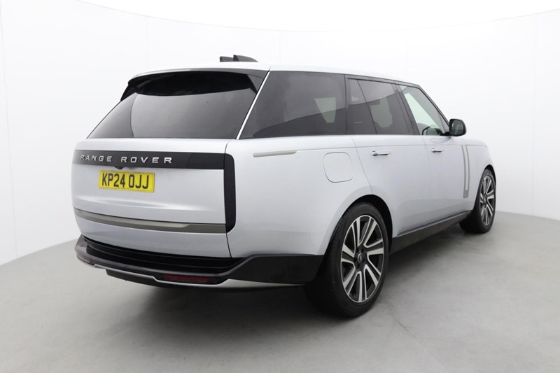 2024 (24) LAND ROVER RANGE ROVER 3.0 D300 HSE 4dr Auto 5049093