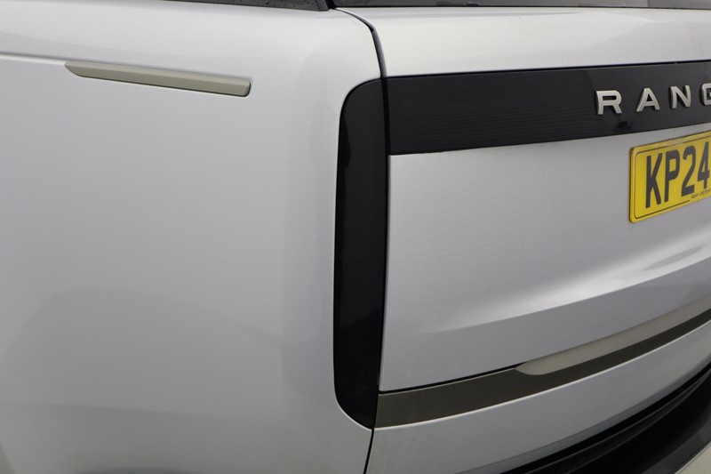 2024 (24) LAND ROVER RANGE ROVER 3.0 D300 HSE 4dr Auto 5049139