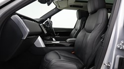 2024 (24) LAND ROVER RANGE ROVER 3.0 D300 HSE 4dr Auto 5049095