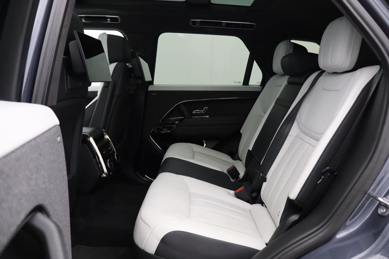 2024 (24) LAND ROVER RANGE ROVER SPORT 3.0 D350 Autobiography 5dr Auto 5019946