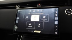 2026 (75) LAND ROVER RANGE ROVER EVOQUE 2.0 D200 Dynamic SE 5dr Auto 5561712
