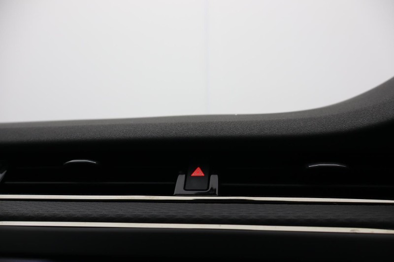 2019 (69) LAND ROVER RANGE ROVER EVOQUE 2.0 D180 R-Dynamic S 5dr Auto 5068121