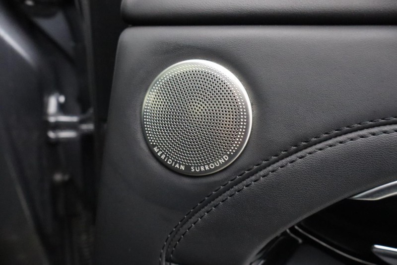 2021 (21) LAND ROVER RANGE ROVER EVOQUE 2.0 D200 Autobiography 5dr Auto 5079644