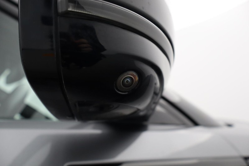 2021 (21) LAND ROVER RANGE ROVER EVOQUE 2.0 D200 Autobiography 5dr Auto 5079696