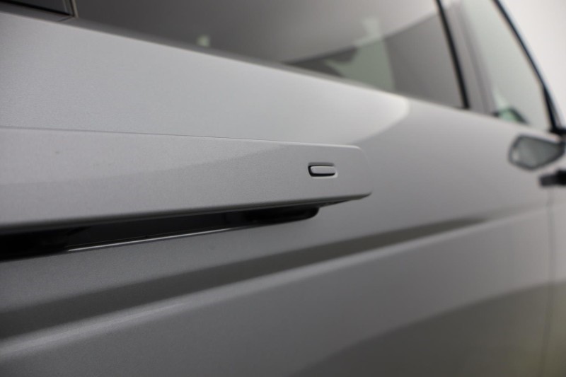 2023 (23) LAND ROVER RANGE ROVER EVOQUE 2.0 D200 R-Dynamic S 5dr Auto 5066520