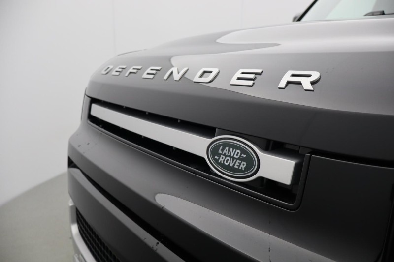 2025 (25) LAND ROVER COMMERCIAL DEFENDER 3.0 D250 Hard Top S Auto [3 Seat] 5099793