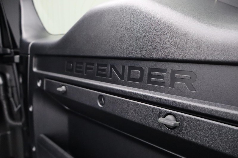 2025 (25) LAND ROVER COMMERCIAL DEFENDER 3.0 D250 Hard Top S Auto [3 Seat] 5099778