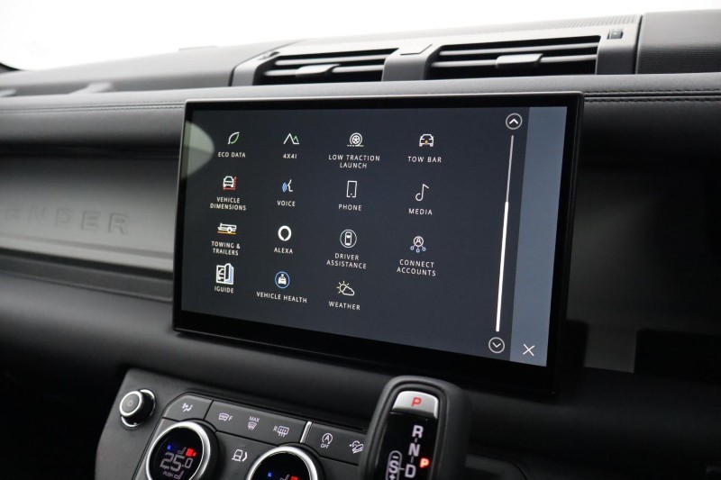 2025 (25) LAND ROVER COMMERCIAL DEFENDER 3.0 D250 Hard Top S Auto [3 Seat] 5099814