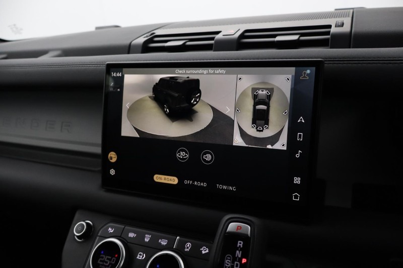 2025 (25) LAND ROVER COMMERCIAL DEFENDER 3.0 D250 Hard Top S Auto [3 Seat] 5099809