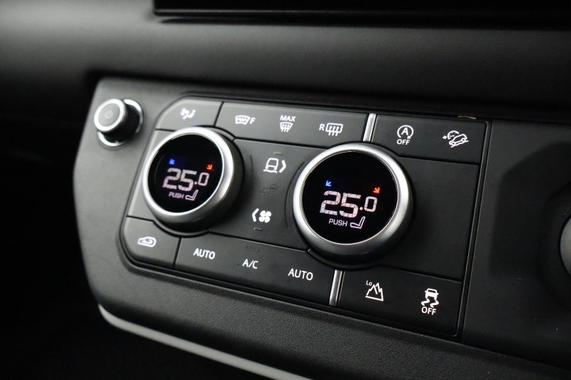 2025 (25) LAND ROVER COMMERCIAL DEFENDER 3.0 D250 Hard Top S Auto [3 Seat] 5099806