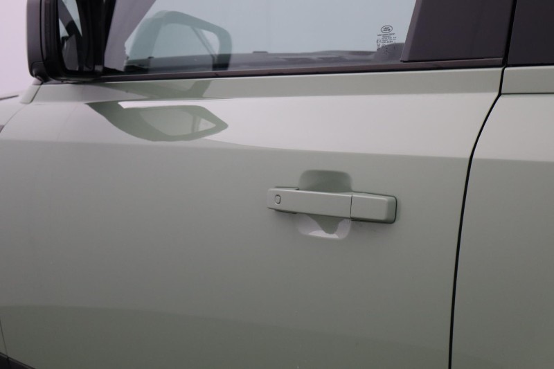 2023 (73) LAND ROVER DEFENDER 3.0 D300 75th Limited Edition 90 3dr Auto 5091715