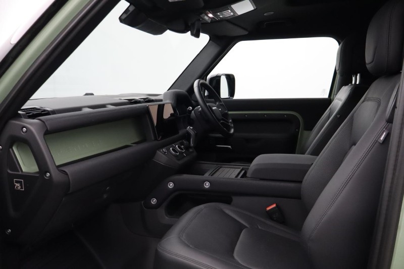 2023 (73) LAND ROVER DEFENDER 3.0 D300 75th Limited Edition 90 3dr Auto 5091725