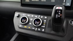 2023 (73) LAND ROVER DEFENDER 3.0 D300 75th Limited Edition 90 3dr Auto 5091743