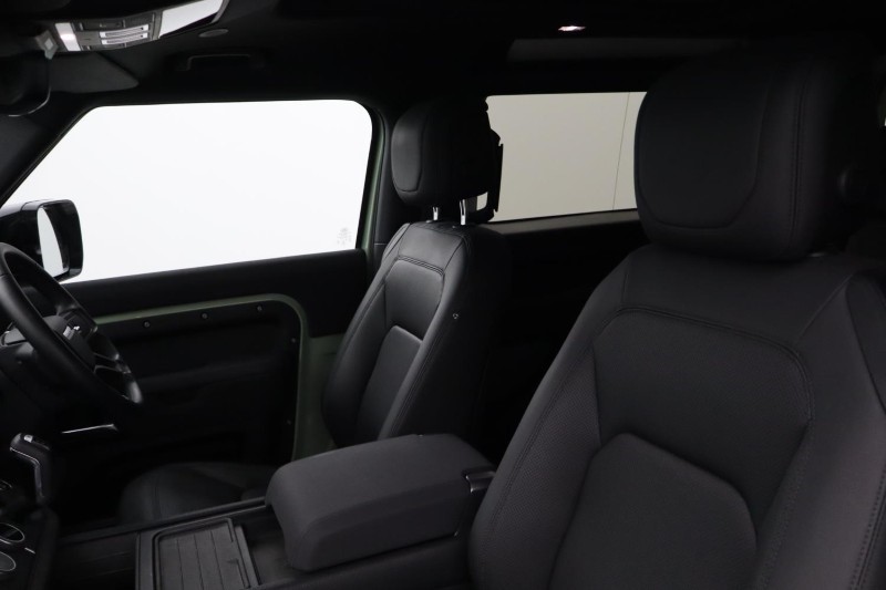 2023 (73) LAND ROVER DEFENDER 3.0 D300 75th Limited Edition 90 3dr Auto 5091734