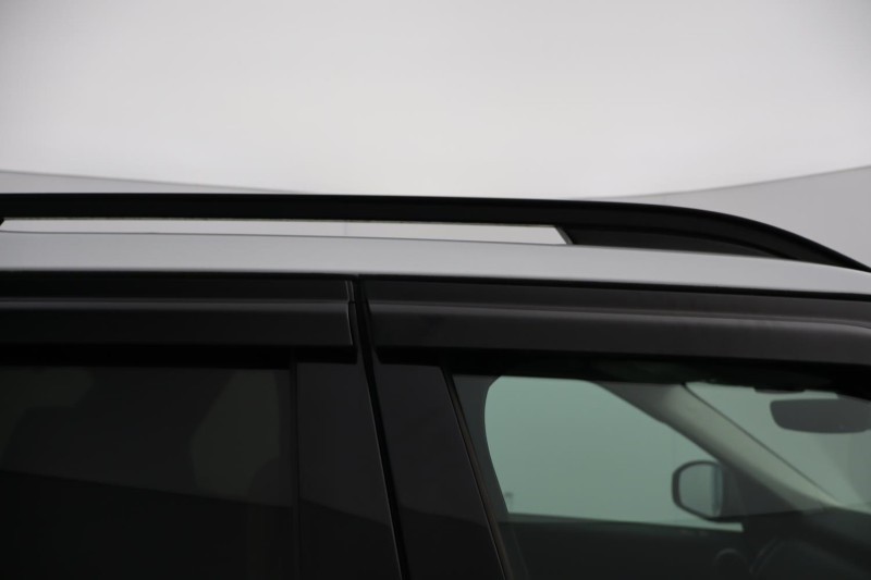 2019 (19) LAND ROVER DISCOVERY 3.0 SDV6 Anniversary Edition 5dr Auto 5105852