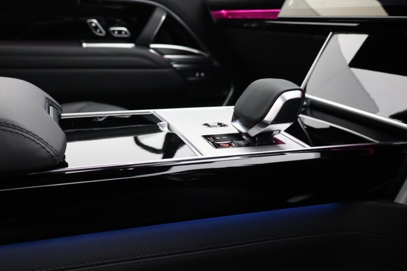 2024 (24) LAND ROVER RANGE ROVER 4.4 P530 V8 Autobiography 4dr Auto 5055717