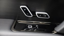 2022 (72) LAND ROVER RANGE ROVER 4.4 P530 V8 SV 4dr Auto 5077217