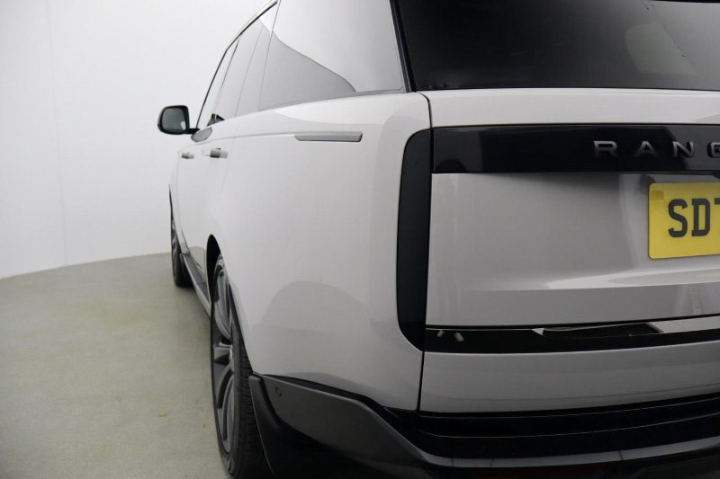 2022 (72) LAND ROVER RANGE ROVER 4.4 P530 V8 SV 4dr Auto 5077269