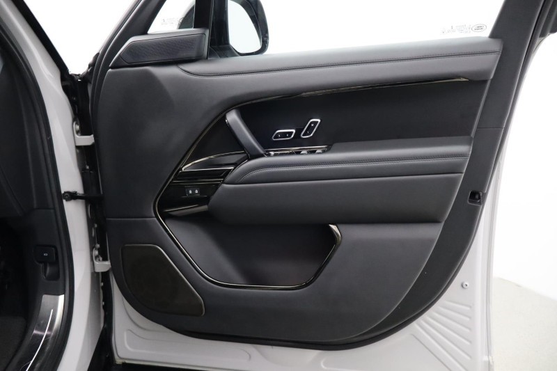 2022 (72) LAND ROVER RANGE ROVER 4.4 P530 V8 SV 4dr Auto 5077223