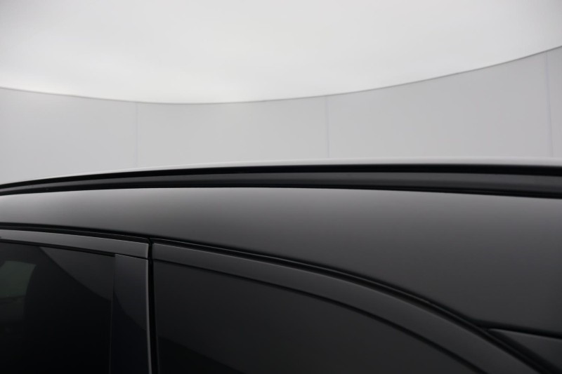 2025 (75) LAND ROVER RANGE ROVER VELAR 2.0 D200 MHEV Dynamic SE 5dr Auto 5077041