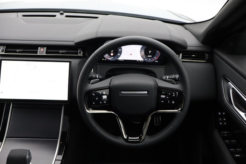 2025 (75) LAND ROVER RANGE ROVER VELAR 2.0 D200 MHEV Dynamic SE 5dr Auto 5077079