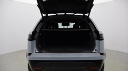 2025 (75) LAND ROVER RANGE ROVER VELAR 2.0 D200 MHEV Dynamic SE 5dr Auto 5077039