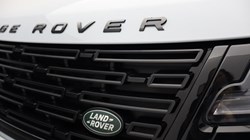 2025 (75) LAND ROVER RANGE ROVER VELAR 2.0 D200 MHEV Dynamic SE 5dr Auto 5077067