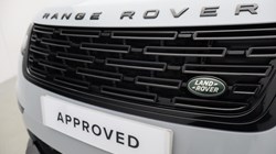 2025 (75) LAND ROVER RANGE ROVER VELAR 2.0 D200 MHEV Dynamic SE 5dr Auto 5077068