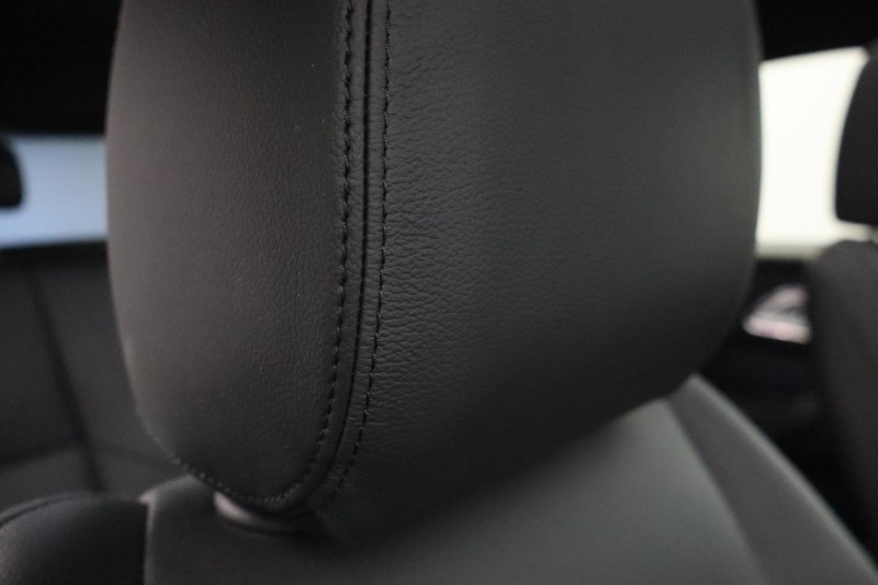 2025 (75) LAND ROVER RANGE ROVER VELAR 2.0 D200 MHEV Dynamic SE 5dr Auto 5077058