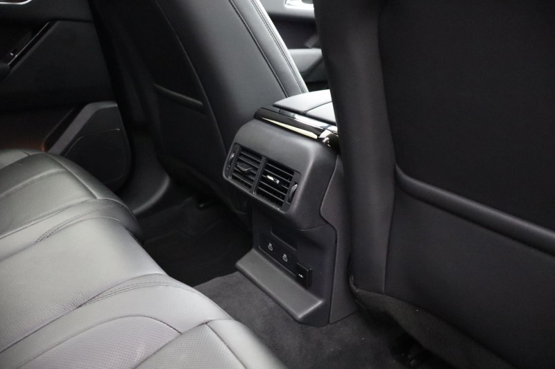 2025 (75) LAND ROVER RANGE ROVER VELAR 2.0 D200 MHEV Dynamic SE 5dr Auto 5077050