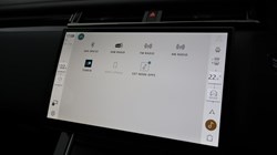 2025 (75) LAND ROVER RANGE ROVER VELAR 2.0 D200 MHEV Dynamic SE 5dr Auto 5077083