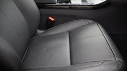 2025 (75) LAND ROVER RANGE ROVER VELAR 2.0 D200 MHEV Dynamic SE 5dr Auto 5077056