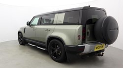 2021 (21) LAND ROVER DEFENDER 2.0 D240 First Edition 110 5dr Auto 5500868