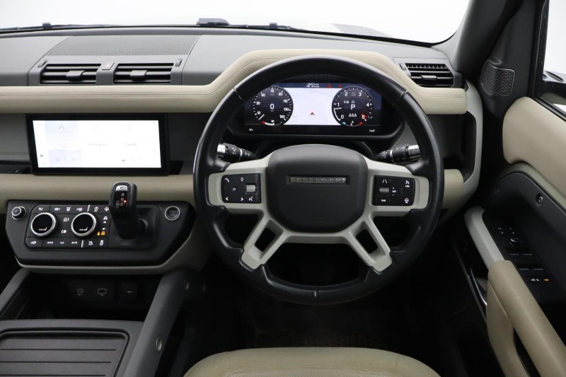 2021 (21) LAND ROVER DEFENDER 2.0 D240 First Edition 110 5dr Auto 5500859