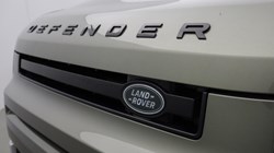 2021 (21) LAND ROVER DEFENDER 2.0 D240 First Edition 110 5dr Auto 5500811