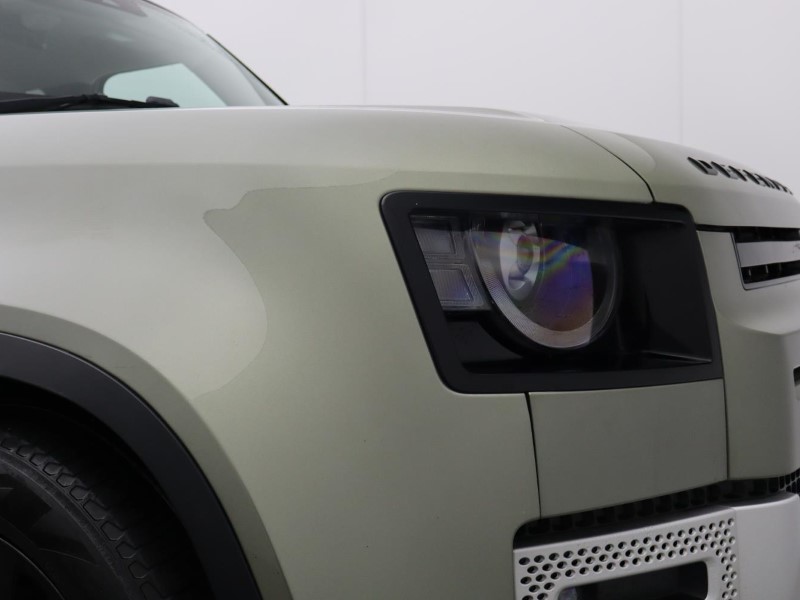 2021 (21) LAND ROVER DEFENDER 2.0 D240 First Edition 110 5dr Auto 5500810