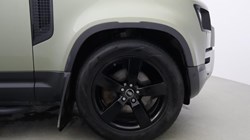 2021 (21) LAND ROVER DEFENDER 2.0 D240 First Edition 110 5dr Auto 5500806